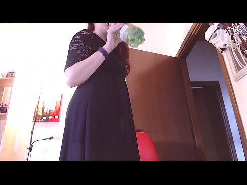 ❤️ Isang sunud-sunod na alipin na mahilig sa marumi at masarap na panty ang napilitang magsalsal matapos mapanood ang video na ito! Porn video sa amin ❌❤